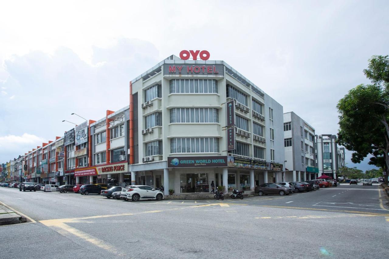 Oyo 89966 Green World Hotel @ Seri Putra Kajang Εξωτερικό φωτογραφία